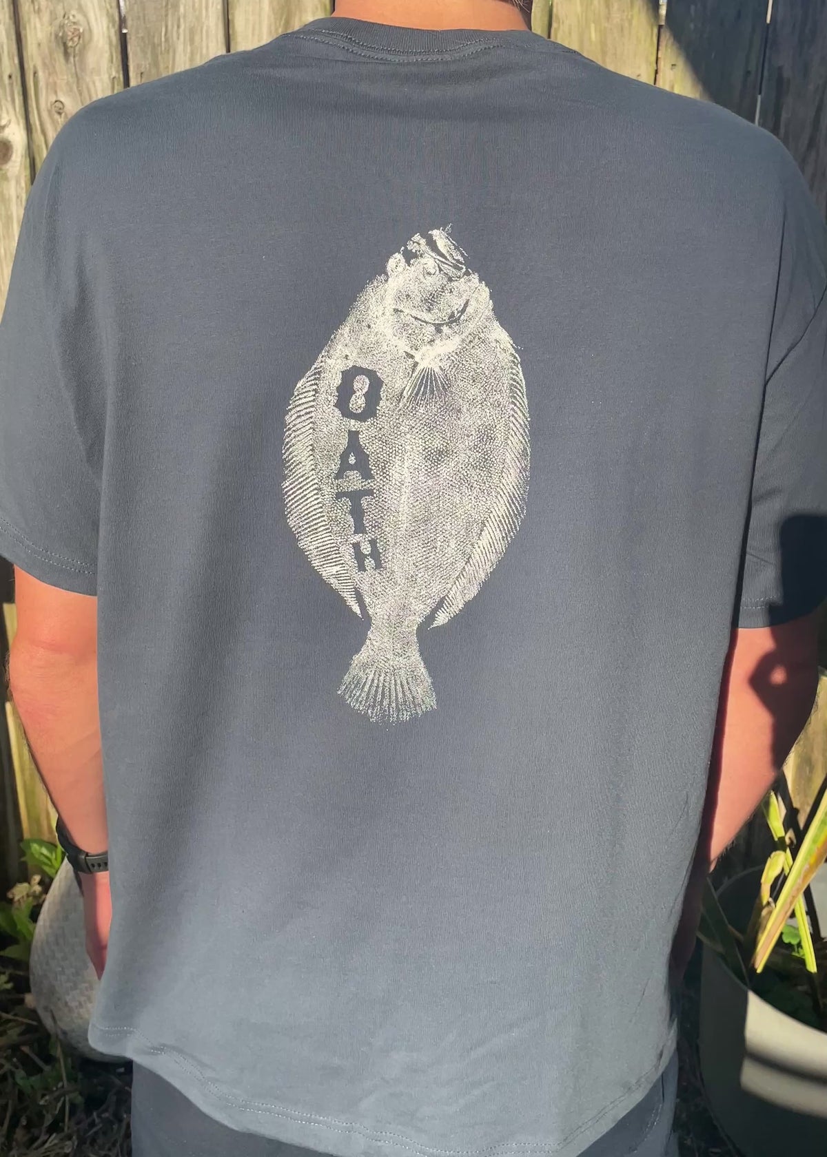 FLOUNDER TEE